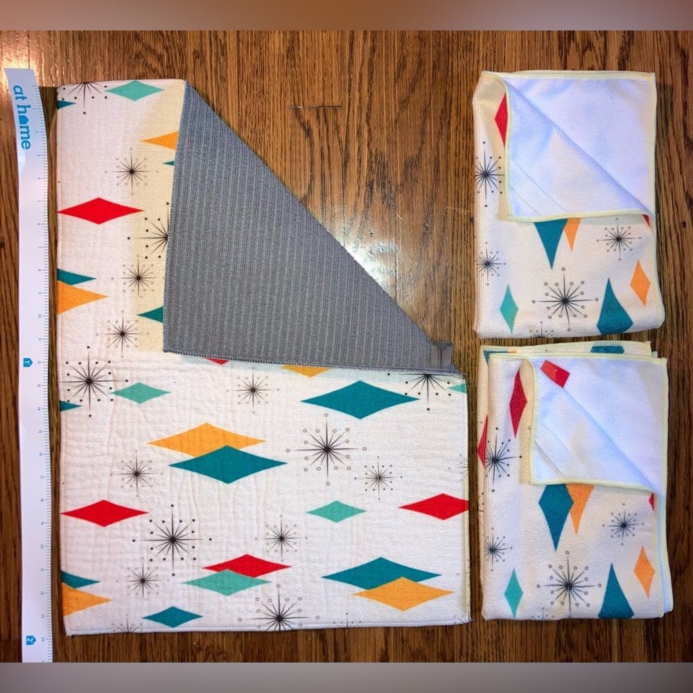 Starburst MCM 2 dish towels +1 dish mat excellent design